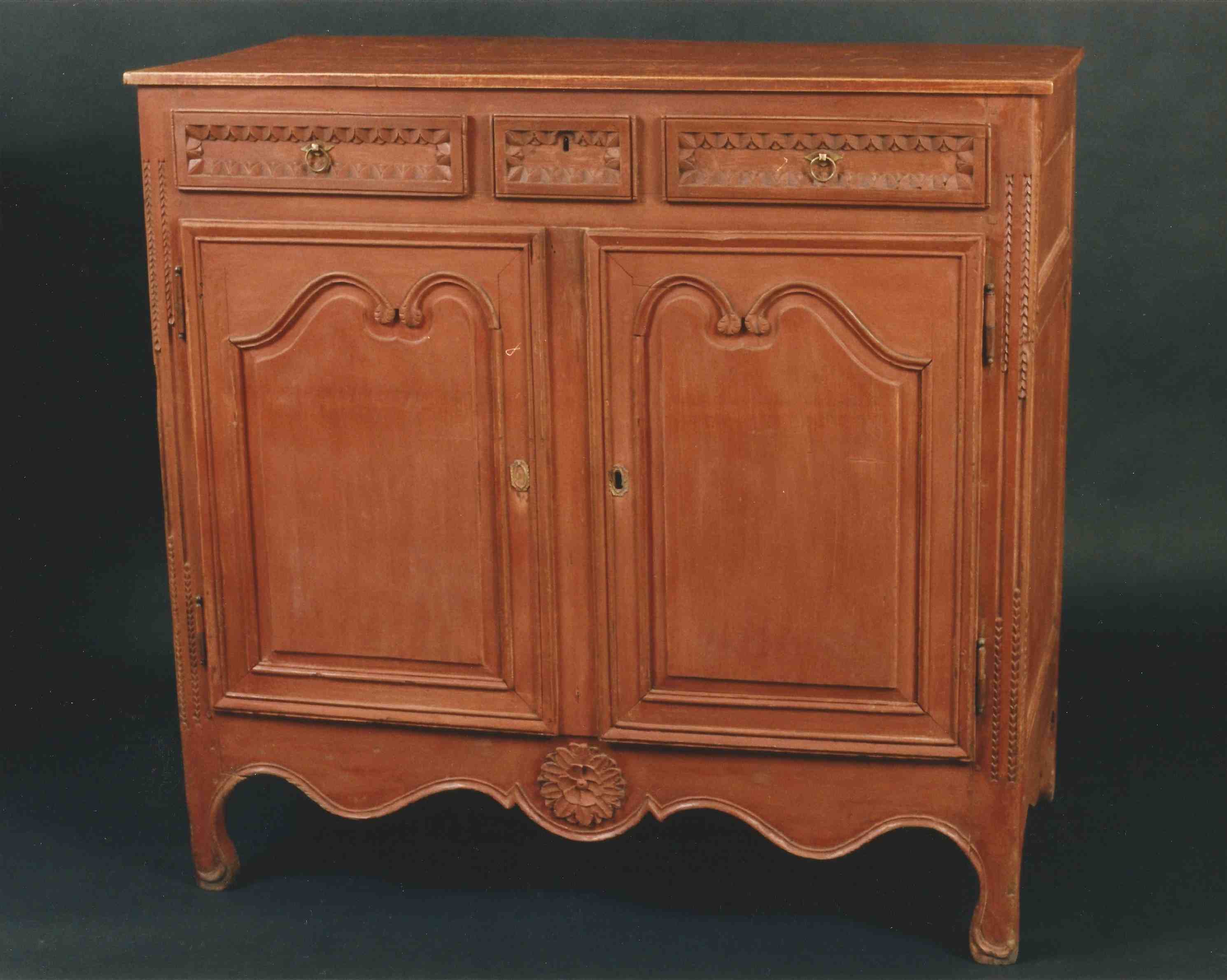 18th Century Vincennes, Indiana Commode